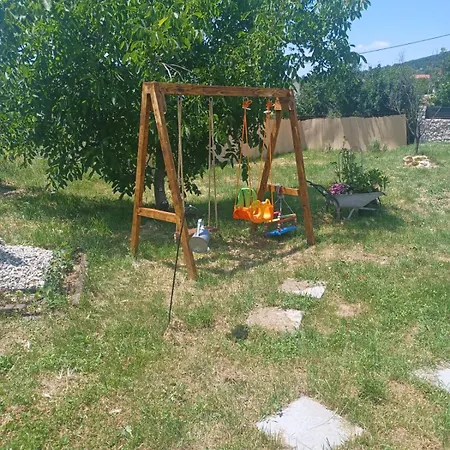 빌라 Emili 포수셰